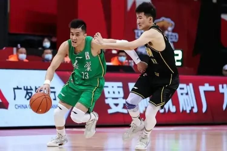 因当前新冠疫情在全世界范围内仍形势严峻，第三届海南岛国际电影节还将以线下、线上融合的方式，严格细致地保证参会人员的健康安全，同时满足大众的观影及娱乐需求